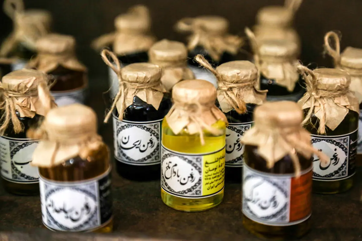 بهترین روغن های ضد پیری برای پوست صورت