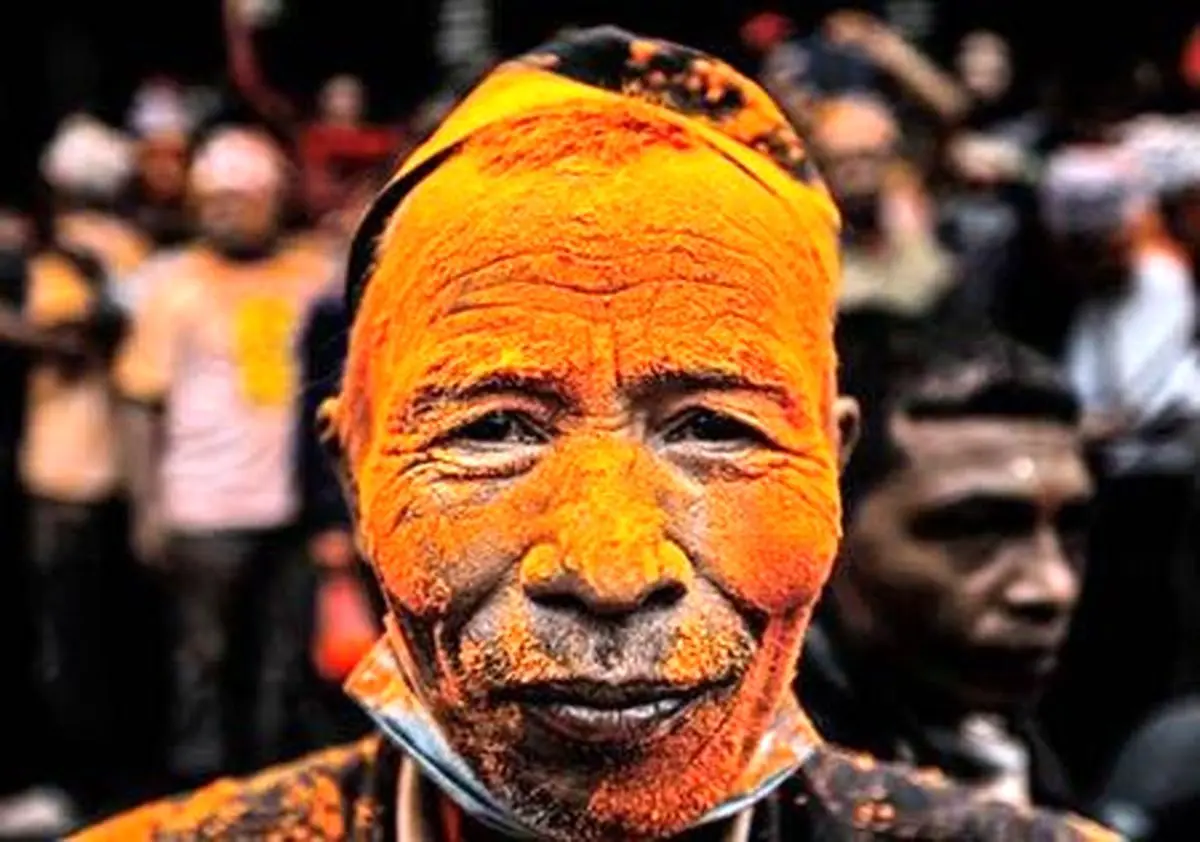 عکس هایی از فستیوال شاد و نارنجی مردم نپال !