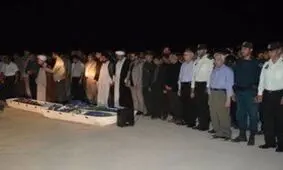 7 جسد حادثه آتش سوزی اتوبوس سنندج به خانواده‌هایشان تحویل داده شد