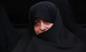 خواهر مسیح علی‌نژاد گفت: حتی اگر پاره تنمان بر خط قرمزها پا بگذارد در برابرش می ایستیم