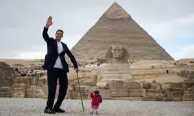 کوتاه ترین زن دنیا در کنار بلندترین مرد دنیا