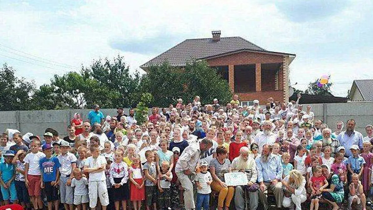 پر جمعیت ترین خانواده دنیا در گینس