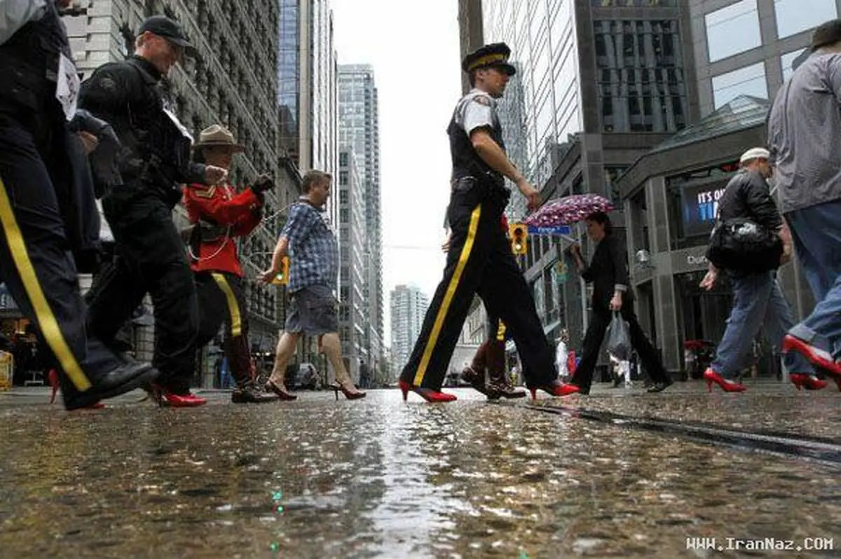 مردان با کفش های پاشنه بلند قرمز در آمریکا