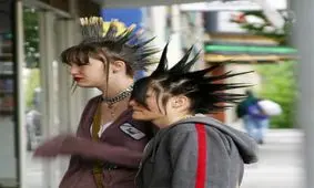 وقتی دختران غربی را برق میگیرد!!