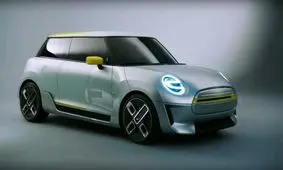 با کوچک ترین خودرو برقی سال آشنا شوید