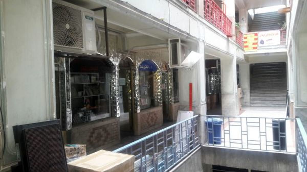 بسته شدن مغازه ها درپی قطعی های مکرر برق در تبریز