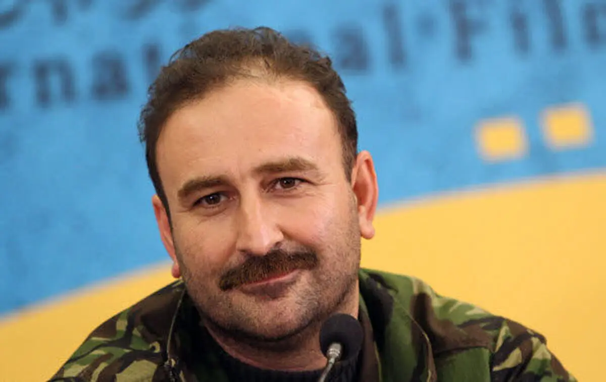 عکس یادگاری مهران احمدی و دخترش