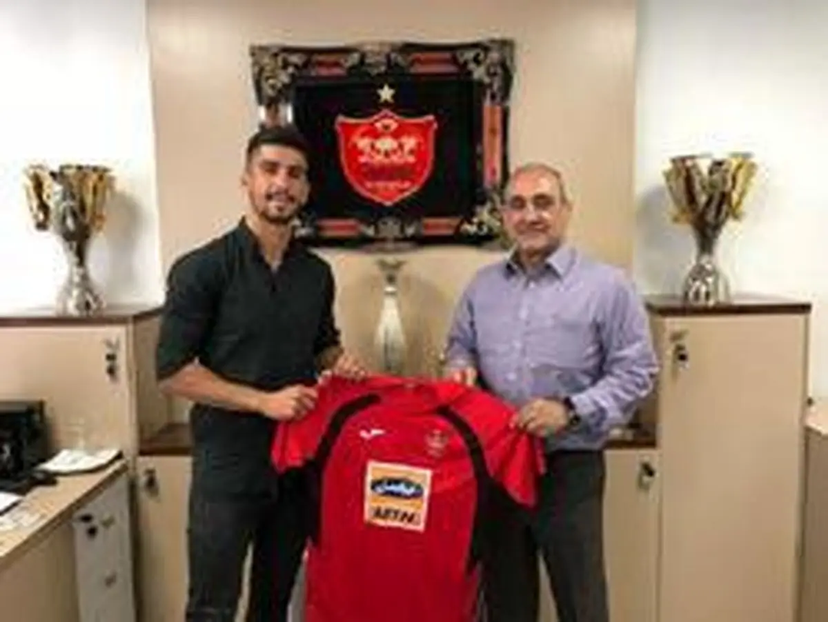 نوه هنرپیشه معروف با پرسپولیس تمدید کرد