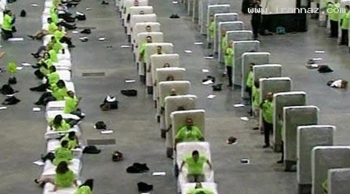 رکورد جالب 850 زن و مرد با تشک های خود!!