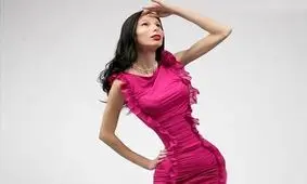 این خانم جوان با اندامش همه را متحیر کرد!