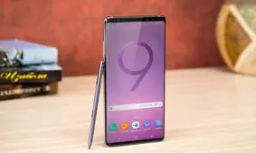 گلکسی نوت 9 در دستان مدیرعامل سامسونگ مشاهده شد