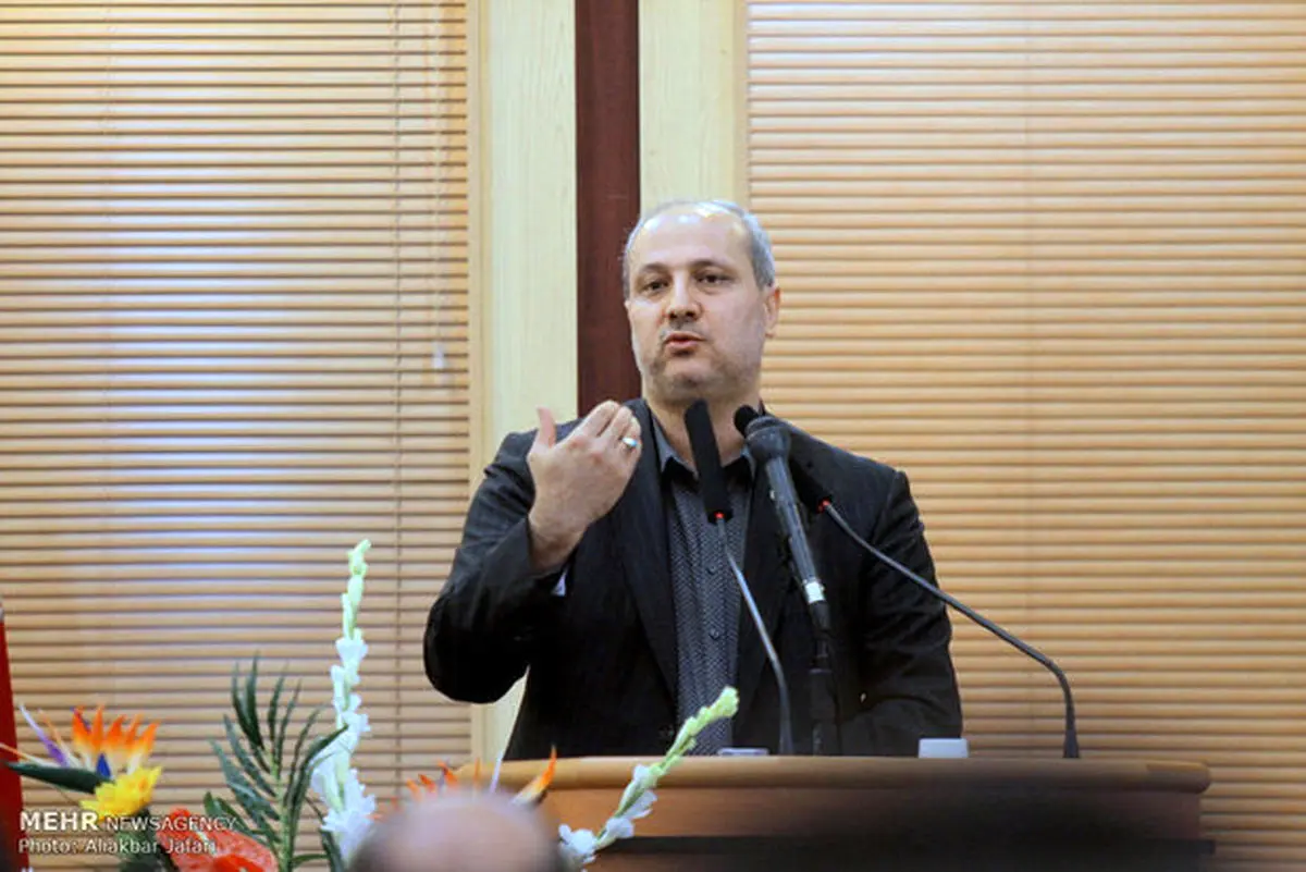 برق استانداری هم قطع می‌شود/مردم استان مفسدان اداری را معرفی کنند