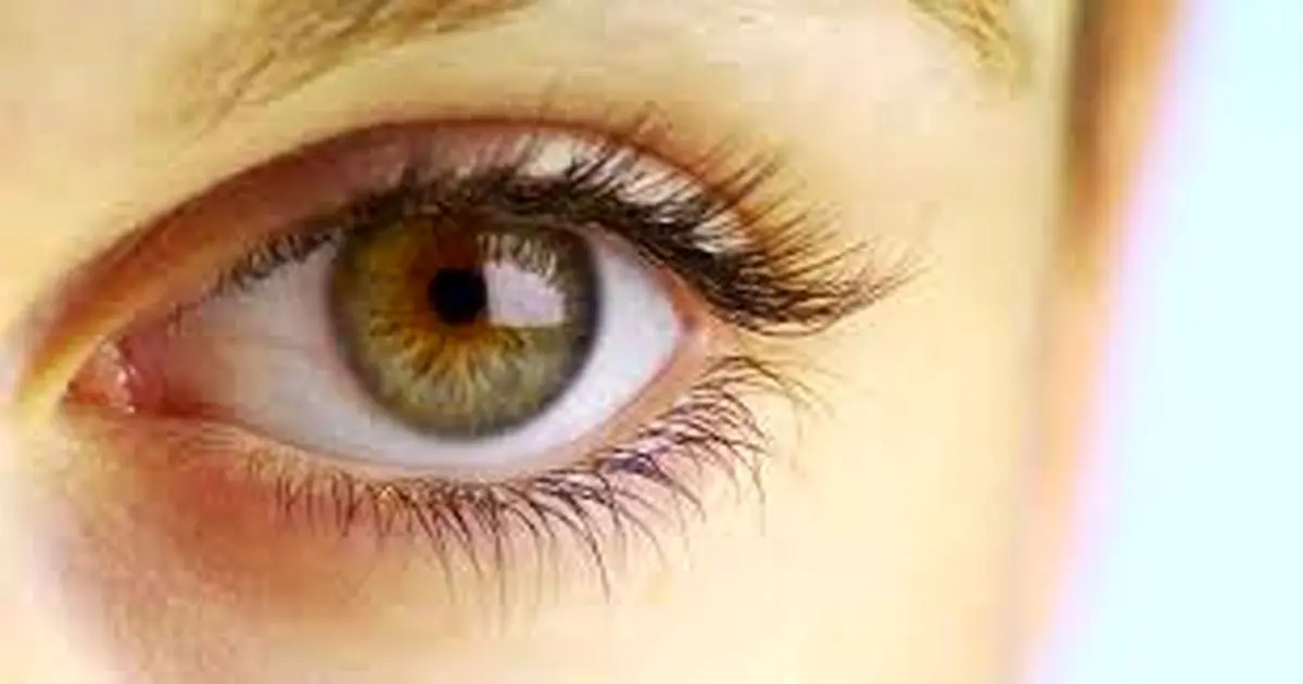 علائم و راه‌های درمان آب سیاه