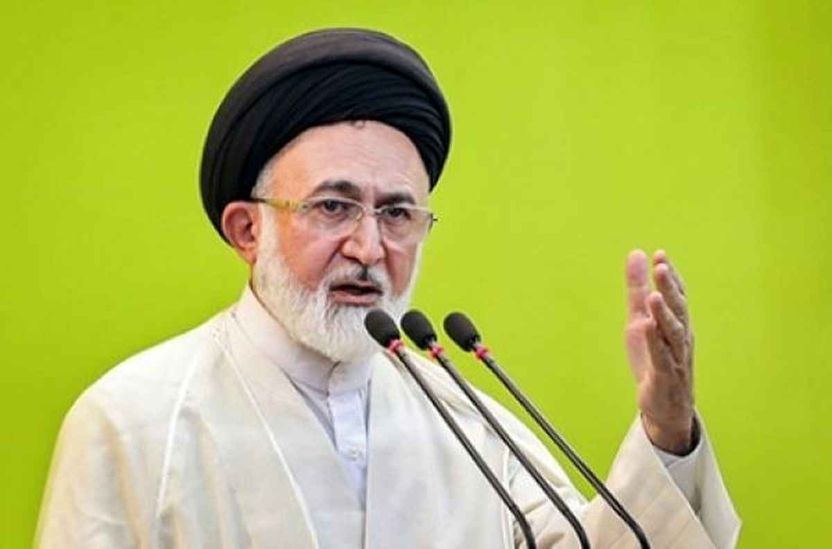 روایت داریم اگر مردم پول هم ندارند، باید از بیتالمال برای حج داده شود/ اگر خانه خدا را تنها بگذارید، خداوند بر شما عذاب نازل میکند