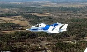 خودروی پرنده ولوو ۲۰۱۹ می‌آید / عکس