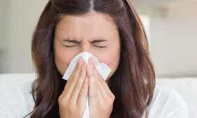 چرا بینی برخی افراد همیشه می گیرد؟