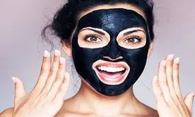 روش درست استفاده از ماسک زغالی