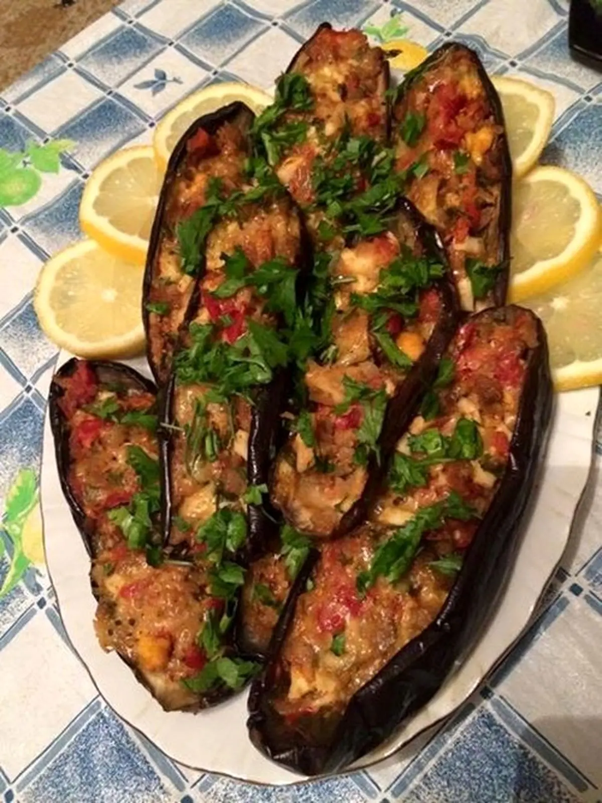 نحوه ی درست کردن بادمجان شکم پاره