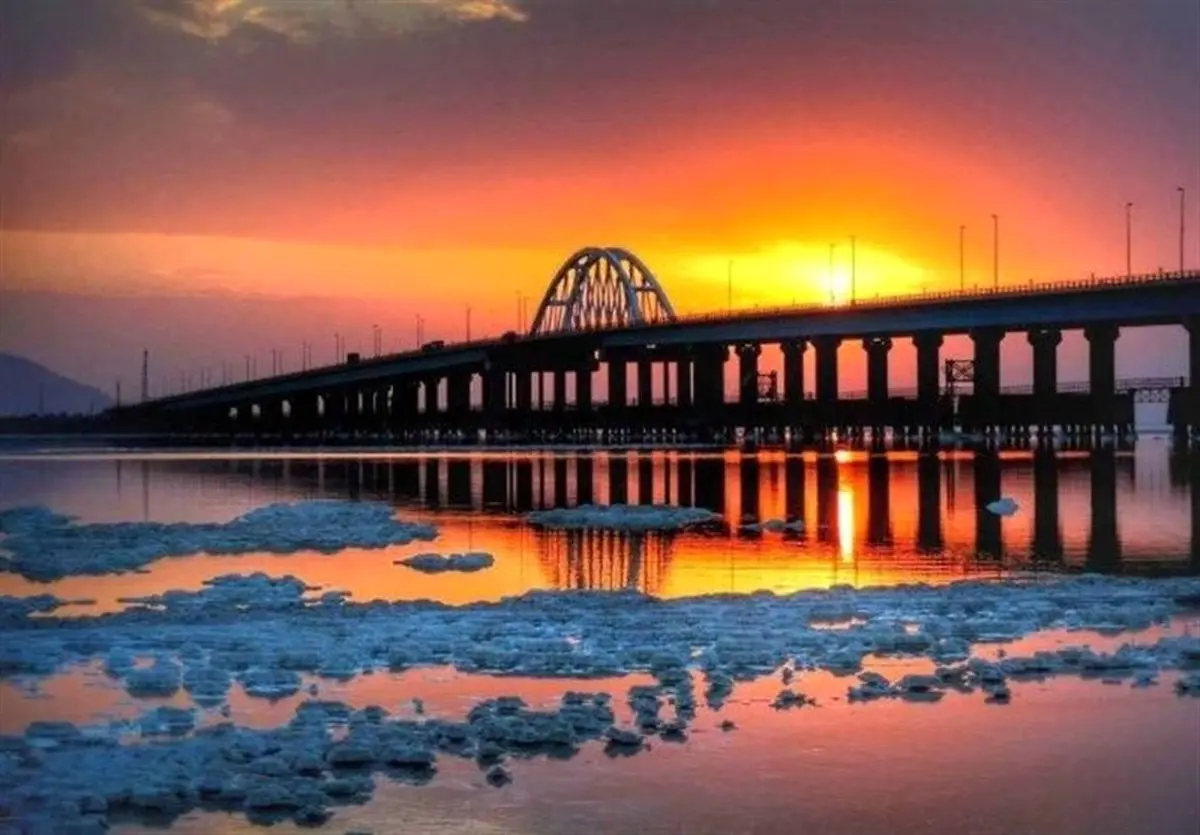 برق‌رسانی میان‌گذر دریاچه ارومیه شهریور ماه به پایان می‌رسد