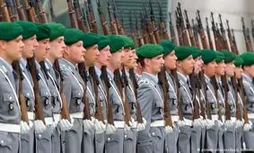 ارتش آلمان شهروندان اتحادیه اروپا را به خدمت می‌گیرد