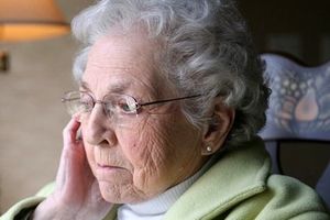 آلزایمر در کمین چه زنانی است؟