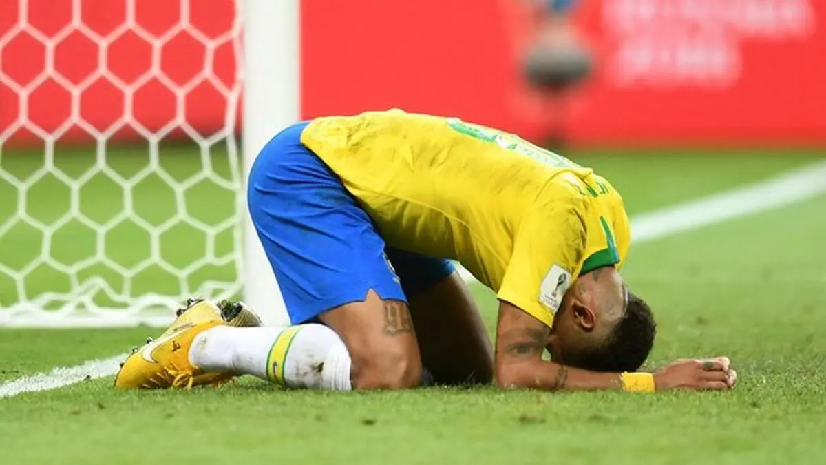 نیمار: نمی‌توانستم هم داور باشم هم بازیکن!