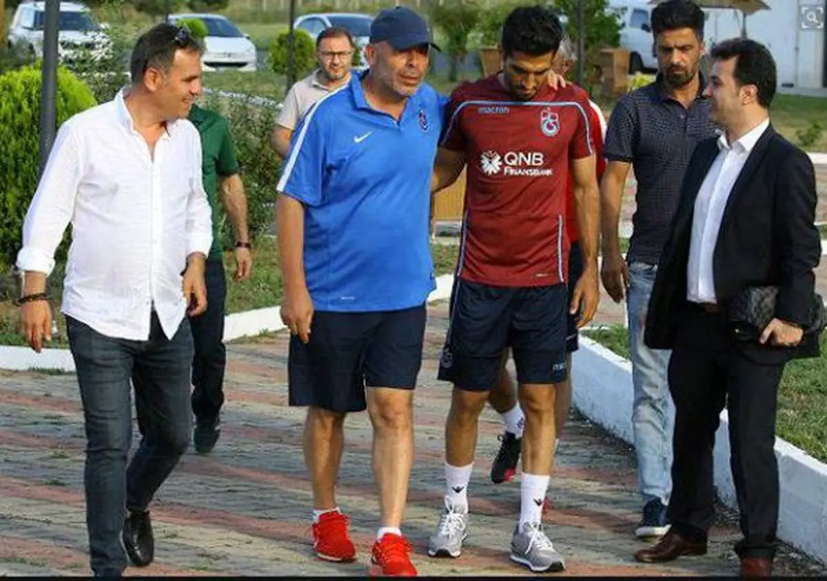 استقبال گرم از وحید امیری در اولین تمرینش با ترابوزان (عکس)