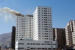 130 نفر ازآتش سوزی برج 16 طبقه تهران نجات یافتند