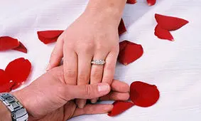 چگونه همسرمان را به خود وفادار کنیم ؟