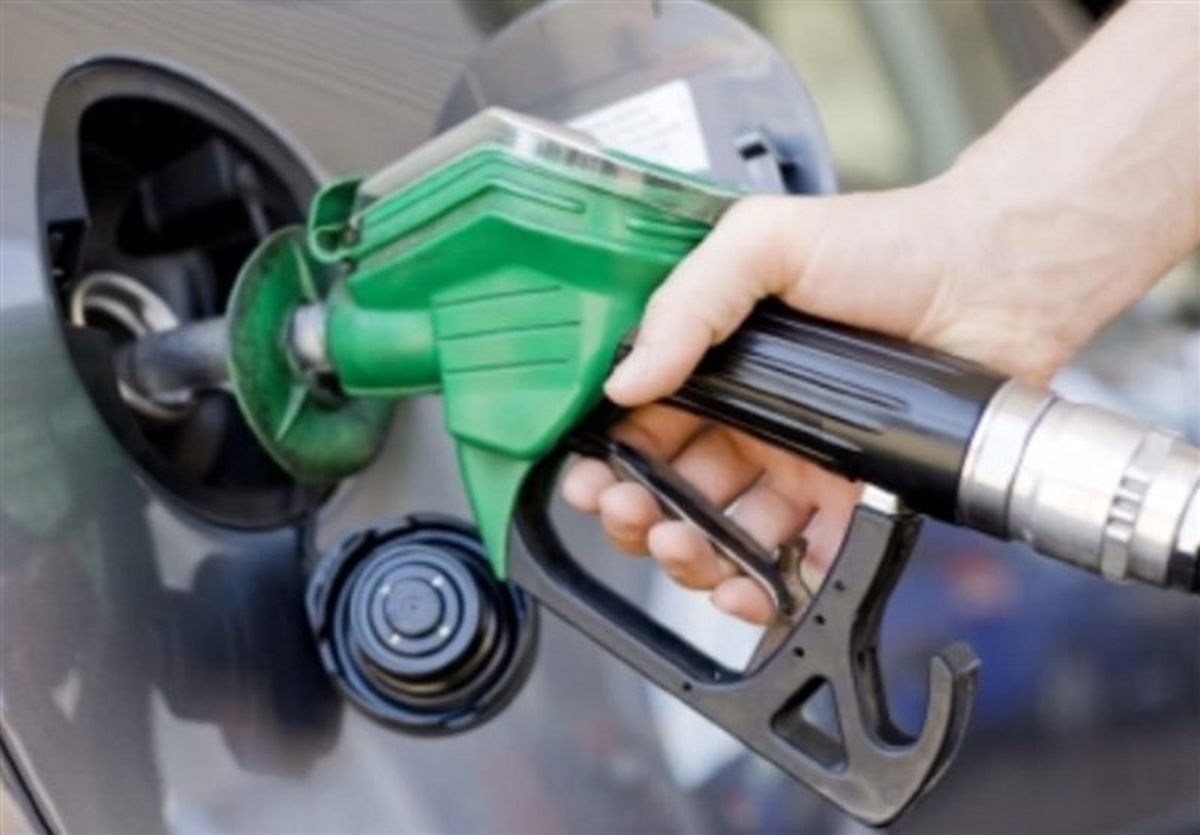 شایعه توقف فروش بنزین در تهران تکذیب شد