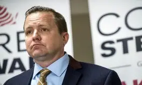 دفاع نامزد سنای آمریکا از ترامپ حضار را خنداند!