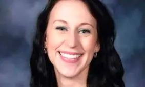 درخواست کثیف معلم از دانش آموز در رختکن استخر 