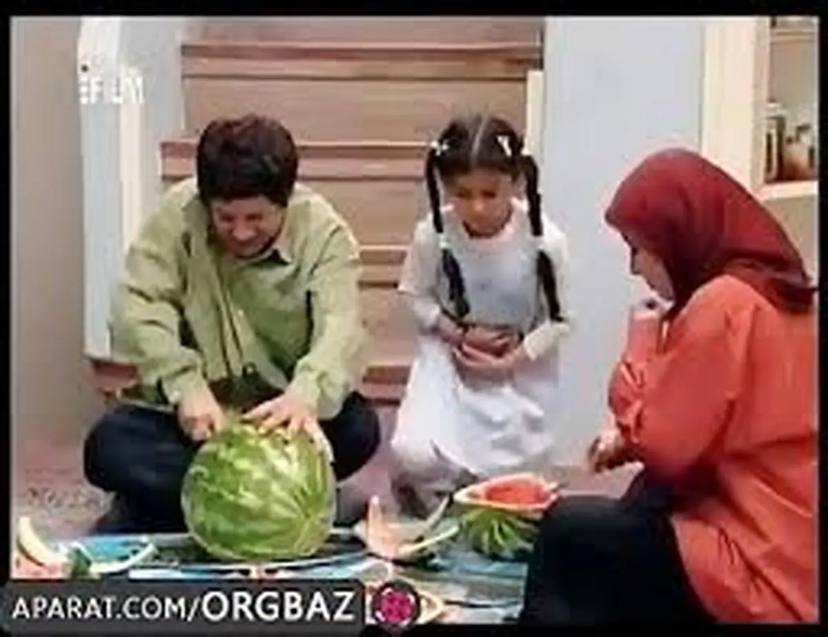 کلیپ طنز از هندوانه خوردن علی صادقی