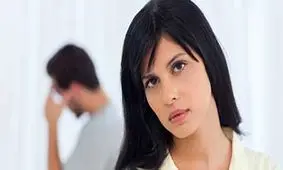  اگر فکر می کنید نامزدتان در حال خیانت به شماست این سوالات را از او بپرسید!!