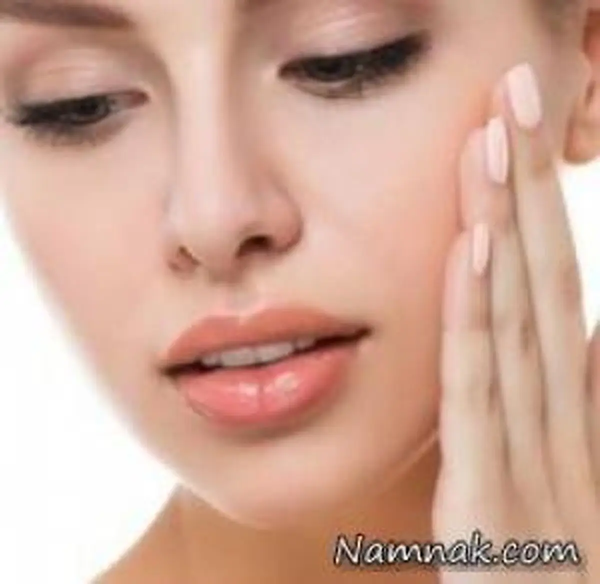 با این کرم خط خنده را کاملا محو می کنید + دستور