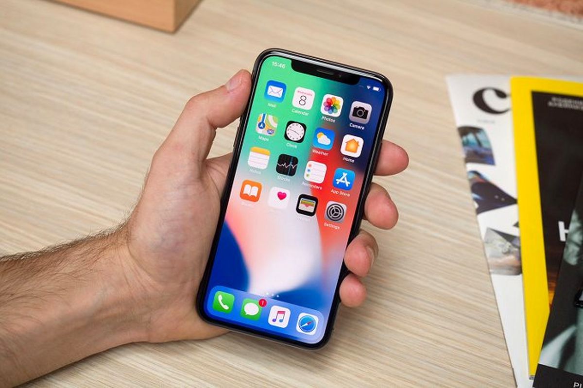 سعی چینیها در فروش پنلهای LCD به اپل