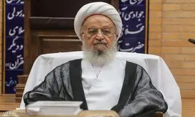 قطع نماز آیت الله مکارم شیرازی در حرم رضوی