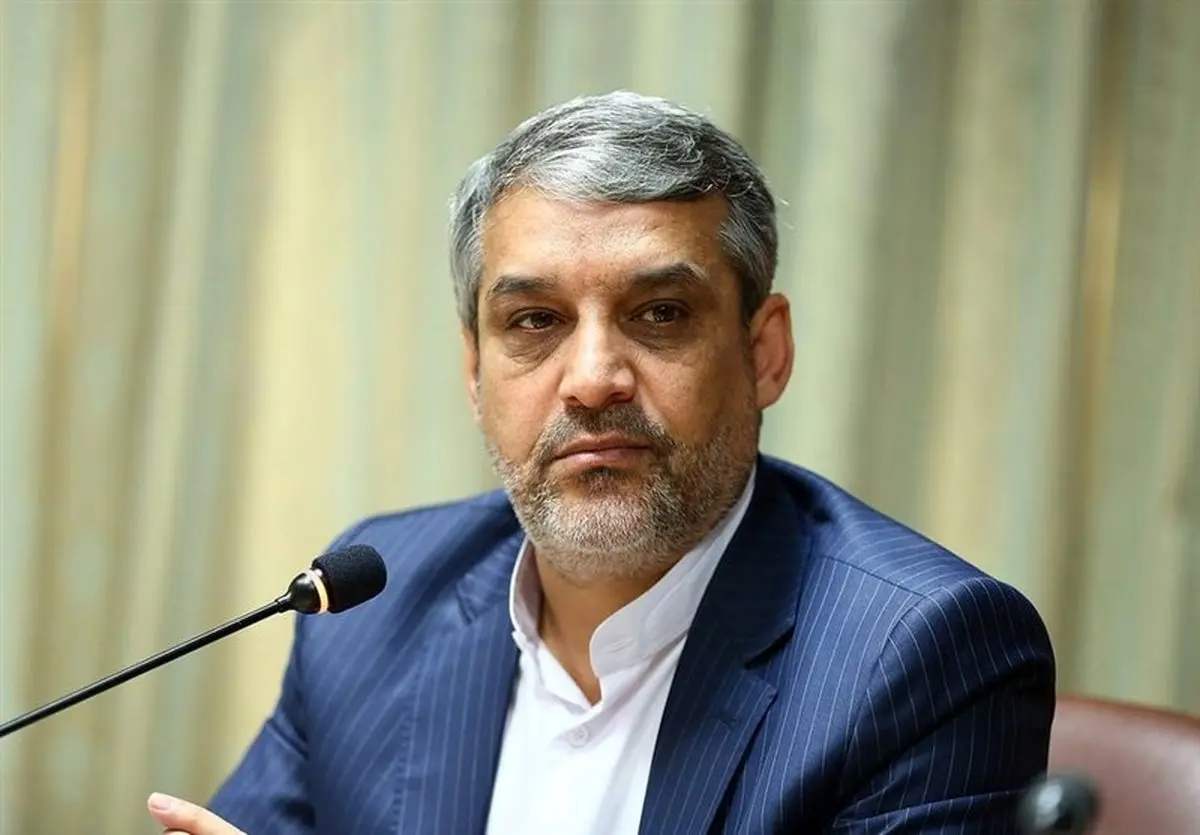 لغو مجوز سه مدرسه غیردولتی برای شهریه اضافه و به کارگیری نیروی مرد در دبیرستان دخترانه