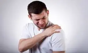 دو علت که دچار «شانه‌ یخ زده» می‌شوید