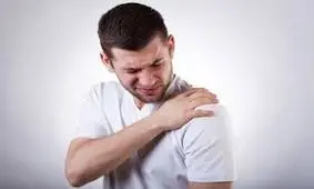 دو علت که دچار «شانه‌ یخ زده» می‌شوید