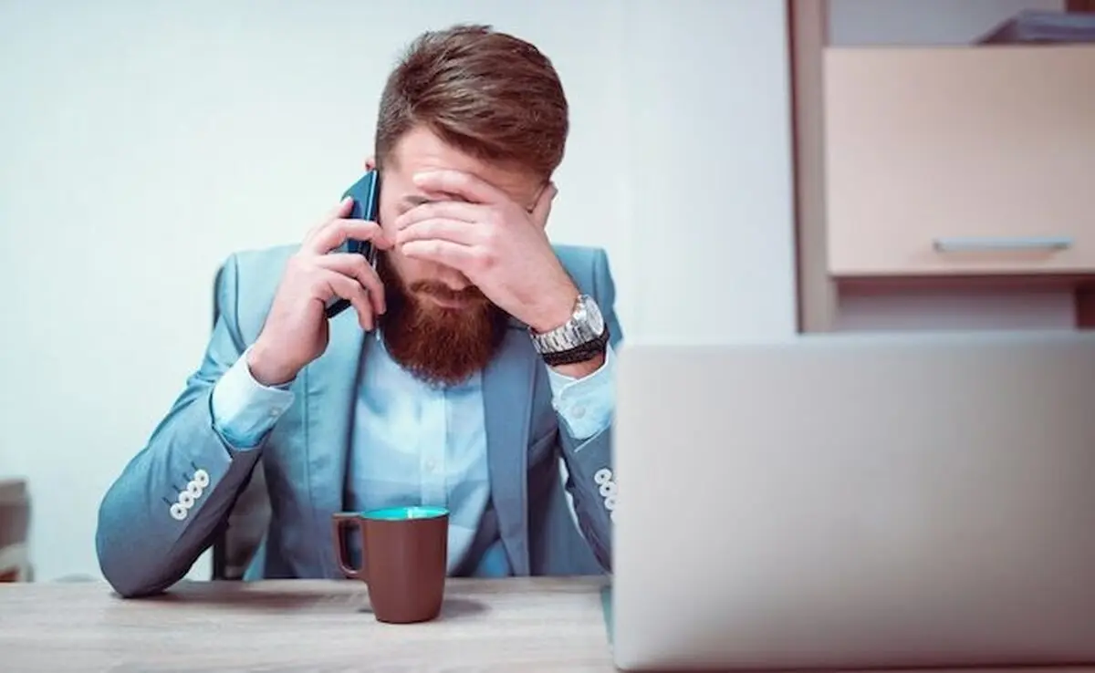 خبر بد را بهتر است چه کسی بگوید؟ مرد یا زن؟