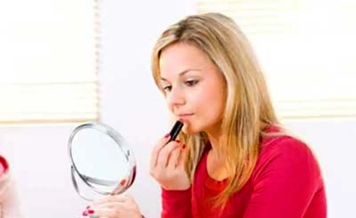 ﻿ مصرف این مواد آرايشی در دوران بارداری ممنوع!