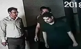 اولین فیلم از دستگیری شهرام جزایری در گمرک بازرگان