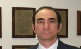 گفت‌وگو با دانشمند ایرانی پزشکی هسته‌ای/ سنجشگر بی‌سیم فشارخون، ایمپلنت‌های هوشمند مینیاتوری و ابَرانسان