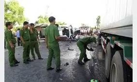 مرگ داماد و 12 تن از اعضای خانواده اش در کاروان عروسی