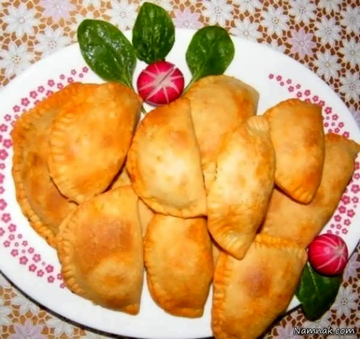 طرز تهیه پیراشکی مرغ