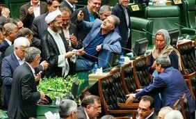 موگرینی بازداشت شد

