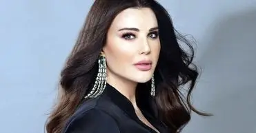 زنی که خیابان‌های بیروت را خلوت می‌کند | تبدیل اخبار به پربیینده‌ترین برنامه تلویزیون | پادشاه خبر | مونا ابوحمزه کیست؟