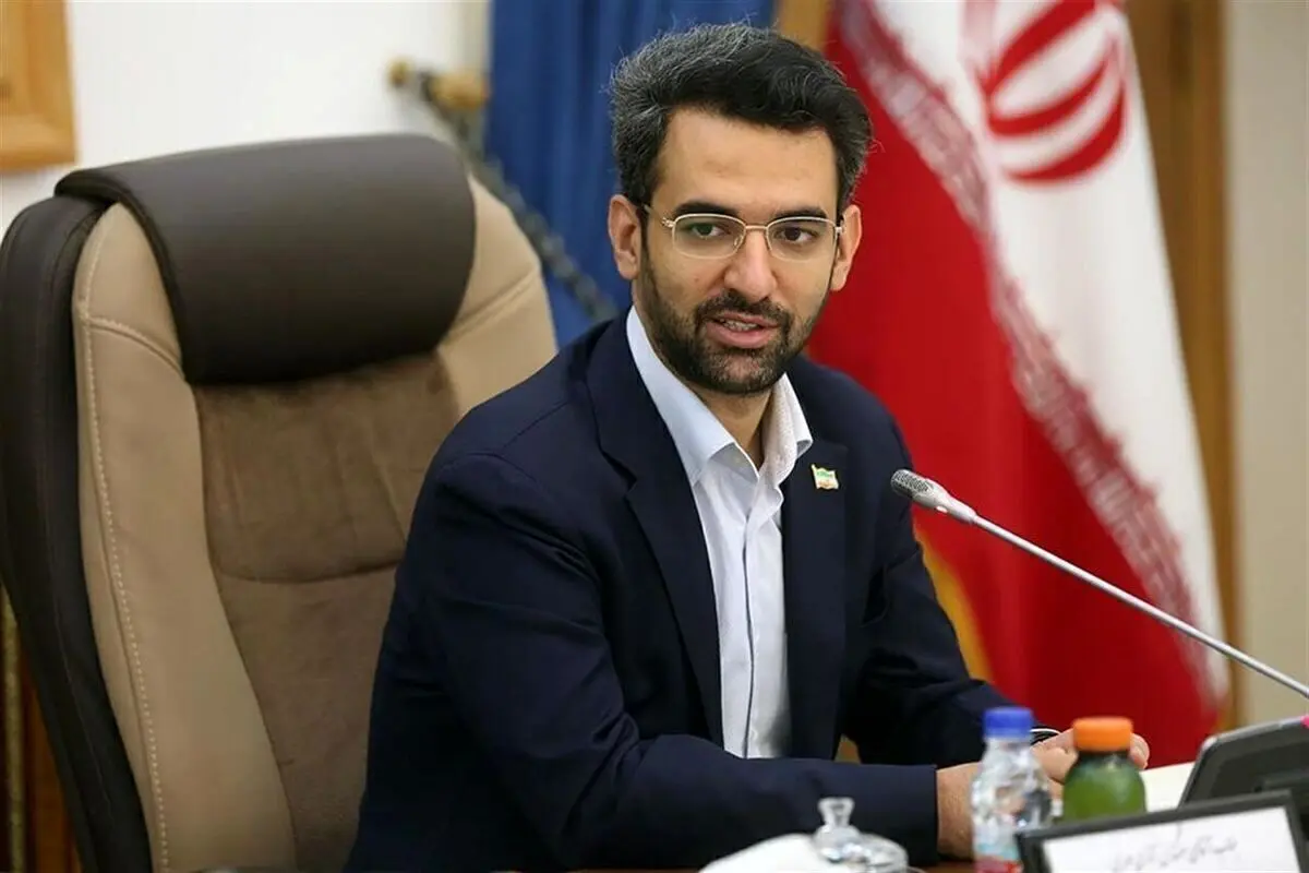 کنایه آذری جهرمی به توئیت جلیل محبی