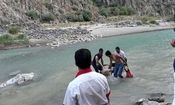 جستجو برای یافتن دومین کودک غرق شده در رودخانه هراز